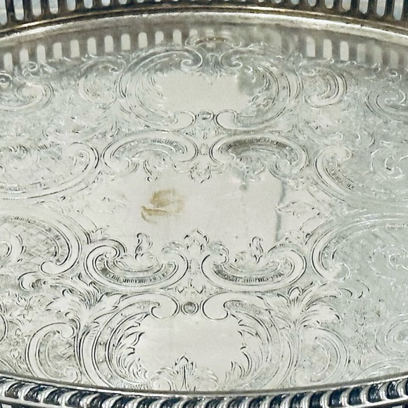 W&S Blackinton Footed Silverplate Serving / Vanity Tray Pierced Edges Handles - Picture 3 of 6